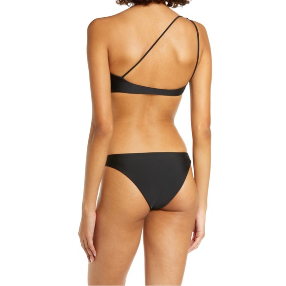 Jade Swim Apex One Shoulder Bikini Top in Black (S) - Picture 7 of 15